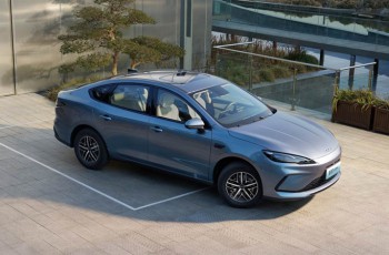 马年特别献礼：四款主力产品推出专属马年版，彰显个性与文化共鸣